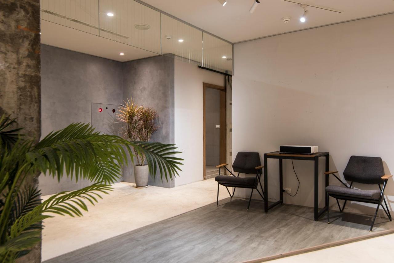 Sparrow Hotel Tajcshung Kültér fotó