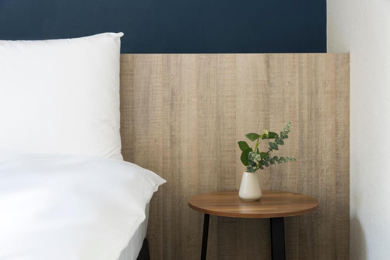 Sparrow Hotel Tajcshung Kültér fotó