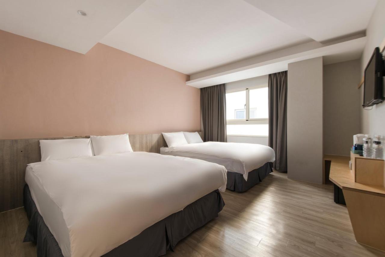 Sparrow Hotel Tajcshung Kültér fotó